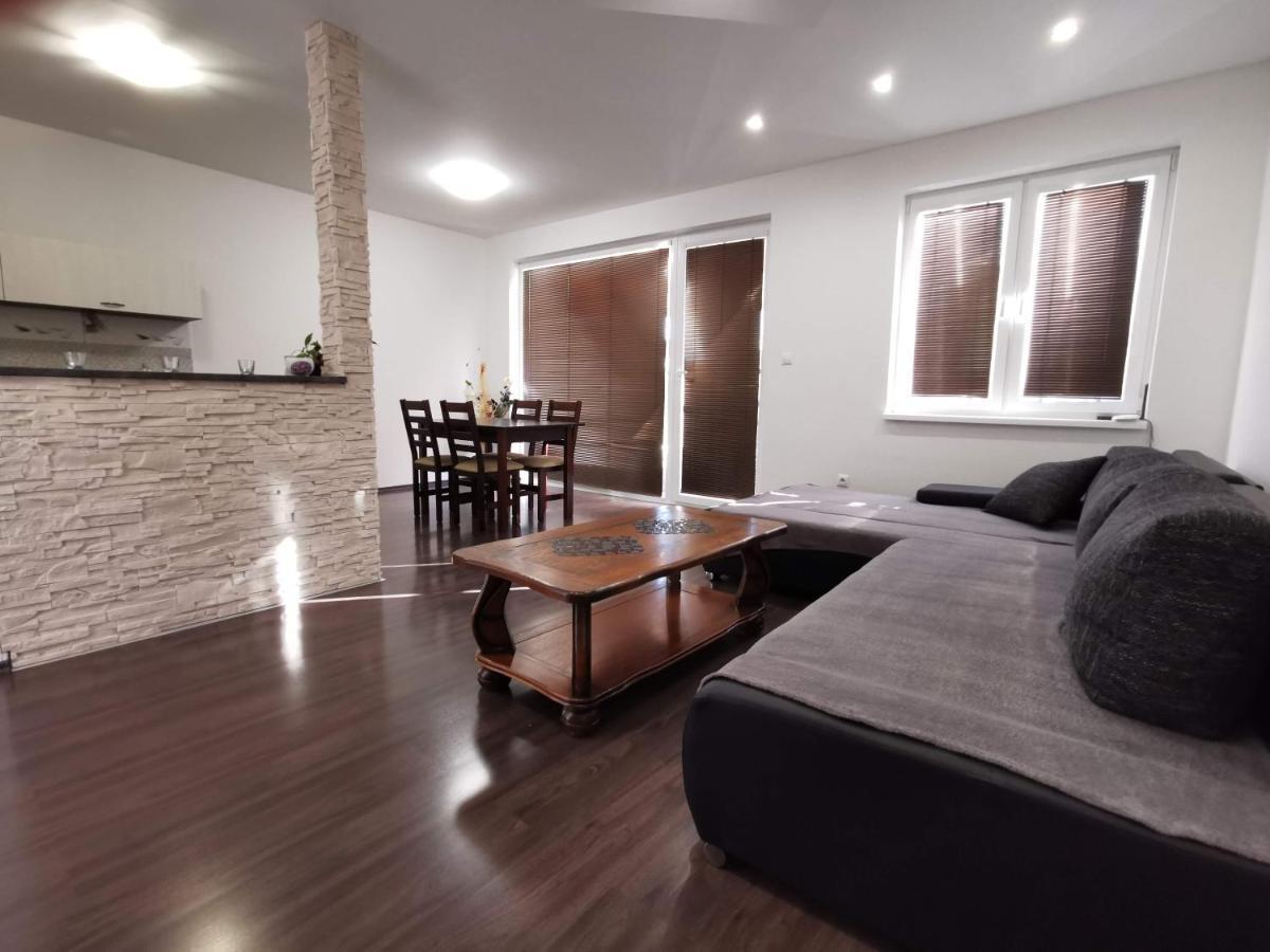 Apartment J&D Dunajská Streda Extérieur photo